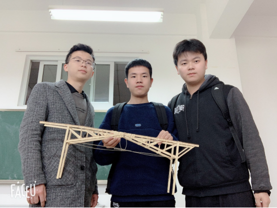 两项一等奖！我院在第六届湖南省大学生工程训练综合能力竞赛上喜获佳绩​
