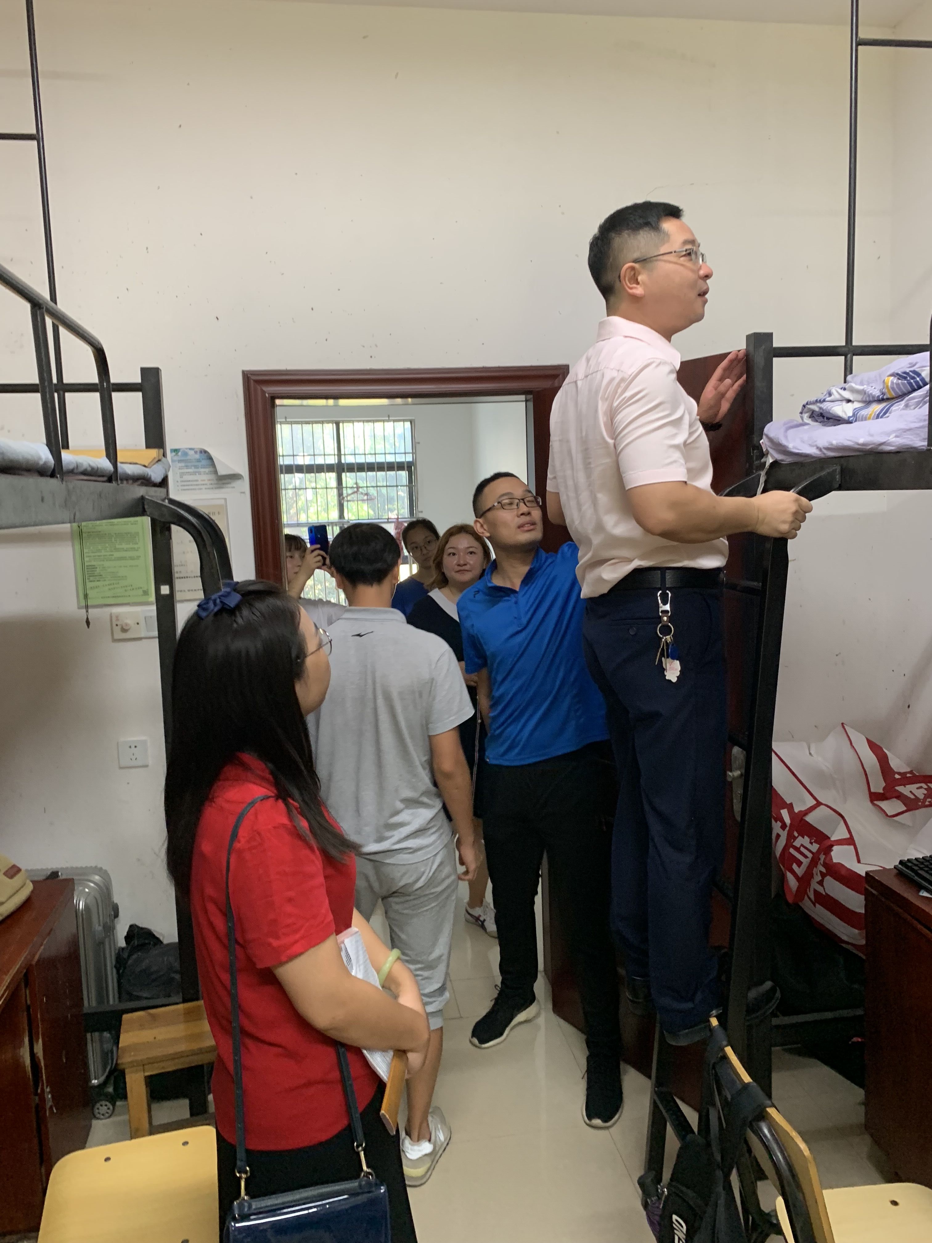 土木工程学院开展安全大检查-长沙学院土木工程学院